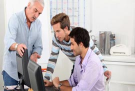 “Il faut réduire le fossé entre les connaissances théoriques et pratiques” souligne le ministre de l’éducation