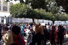 Les parents d’élèves manifestent le 23 avril